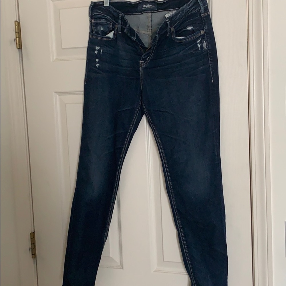 EUC Silver jeans Avery ankle skinny